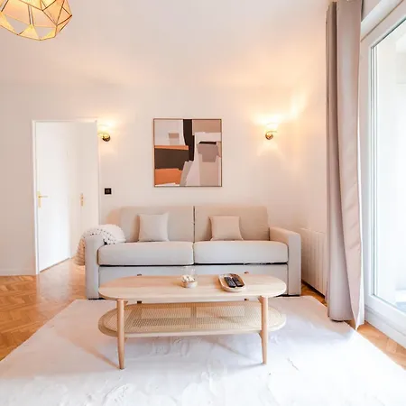 Cia - Flat With Balcony In East Paris, Buttes Chaumont * Parigi