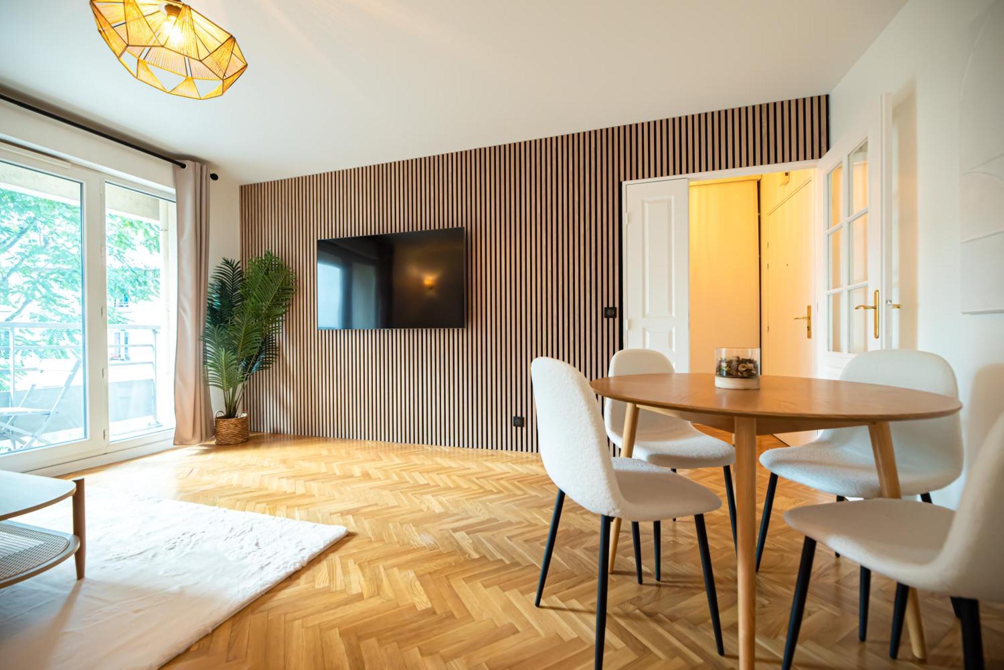 Appartamento Cia - Flat With Balcony In East Paris, Buttes Chaumont *